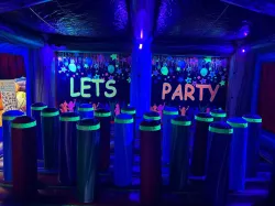 temp img 1 jpeg 580078642 XL Glow Party